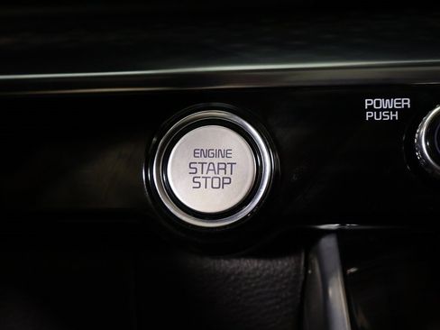 Used 2024 Kia Carnival SX Prestige image 46