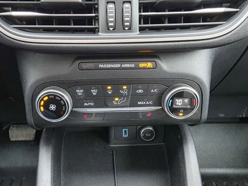 Used 2020 Ford Escape SE AWD/4WD image 28