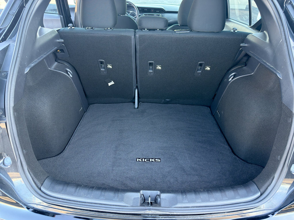 Used 2024 Nissan Kicks S FWD image 10