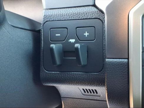 New 2025 Toyota Tacoma TRD Off-Road image 20