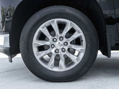 Used 2021 Chevrolet Silverado 1500 LTZ image 29