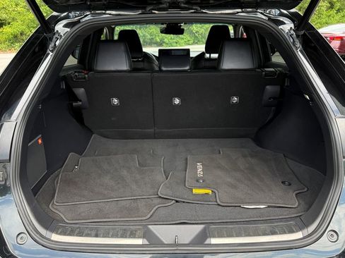 Used 2021 Toyota Venza Limited w/ Carpet Mat Package (TMS) AWD/4WD image 14