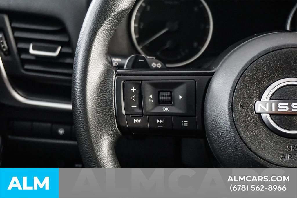 Used 2024 Nissan Rogue SV FWD image 26