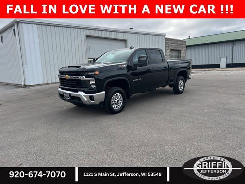 Used 2025 Chevrolet Silverado 2500 LT w/ Safety Package image 2