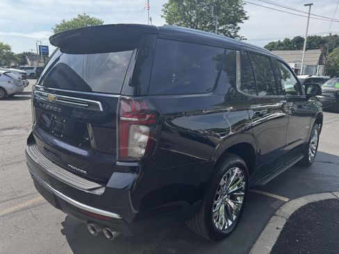 Used 2021 Chevrolet Suburban LT AWD/4WD image 6
