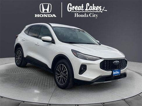 Used 2023 Ford Escape SE w/ PHEV Premium Package image 1