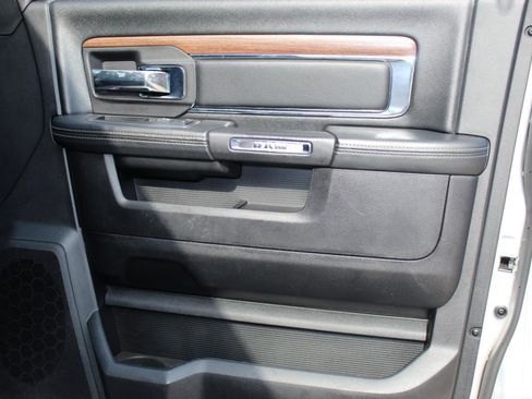 Used 2016 RAM 2500 Laramie w/ Convenience Group image 22