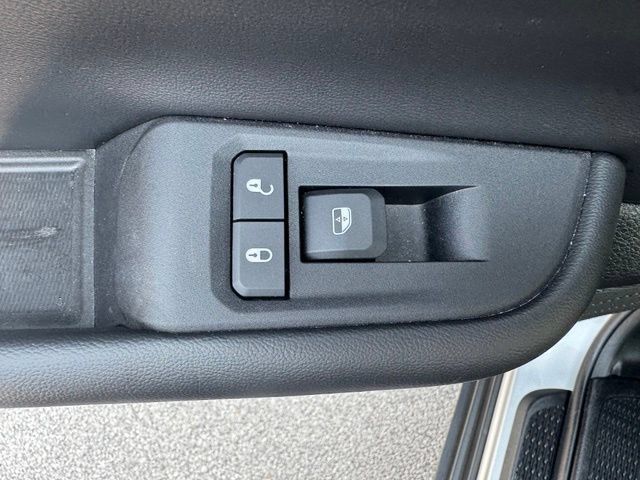 Used 2023 Jeep Grand Cherokee L Laredo AWD/4WD image 24