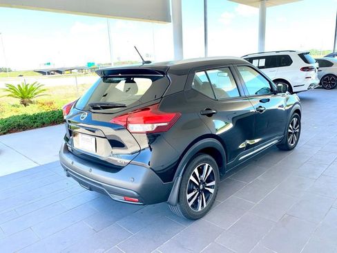 Used 2020 Nissan Kicks SR image 5