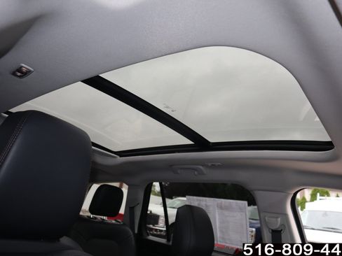 Used 2025 Lincoln Aviator AWD image 31