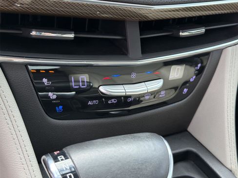 Used 2018 Cadillac CT6 Premium Luxury RWD image 36