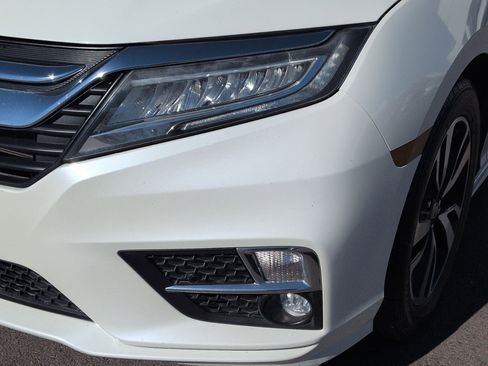 Used 2018 Honda Odyssey Elite image 12