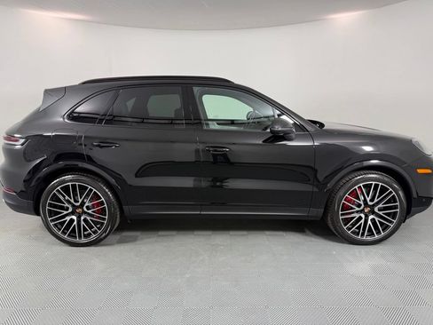 New 2026 Porsche Cayenne S AWD/4WD image 8