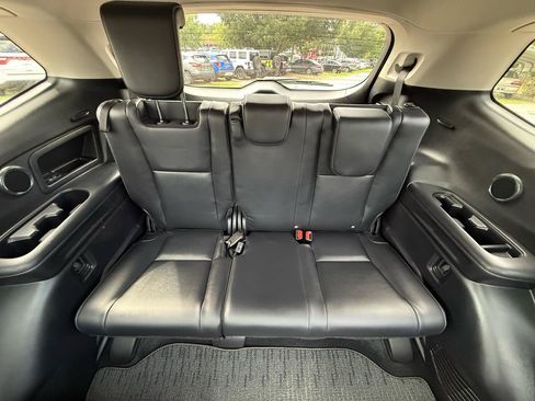 Used 2022 Subaru Ascent Limited w/ Technology Package AWD/4WD image 37