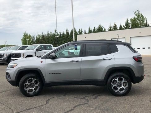 Used 2022 Jeep Compass Trailhawk w/ Trailhawk Elite Group image 28
