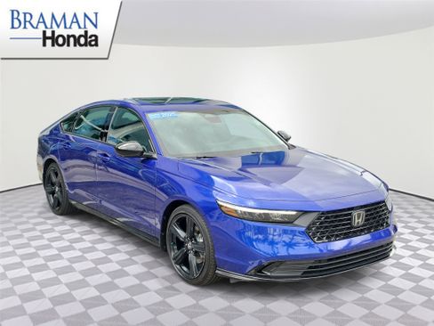 Certified 2025 Honda Accord Sport image 2