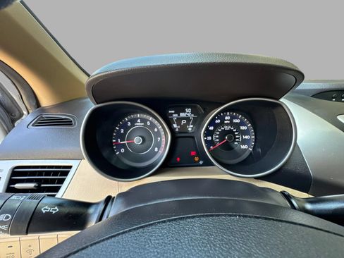 Used 2013 Hyundai Elantra GLS FWD image 21