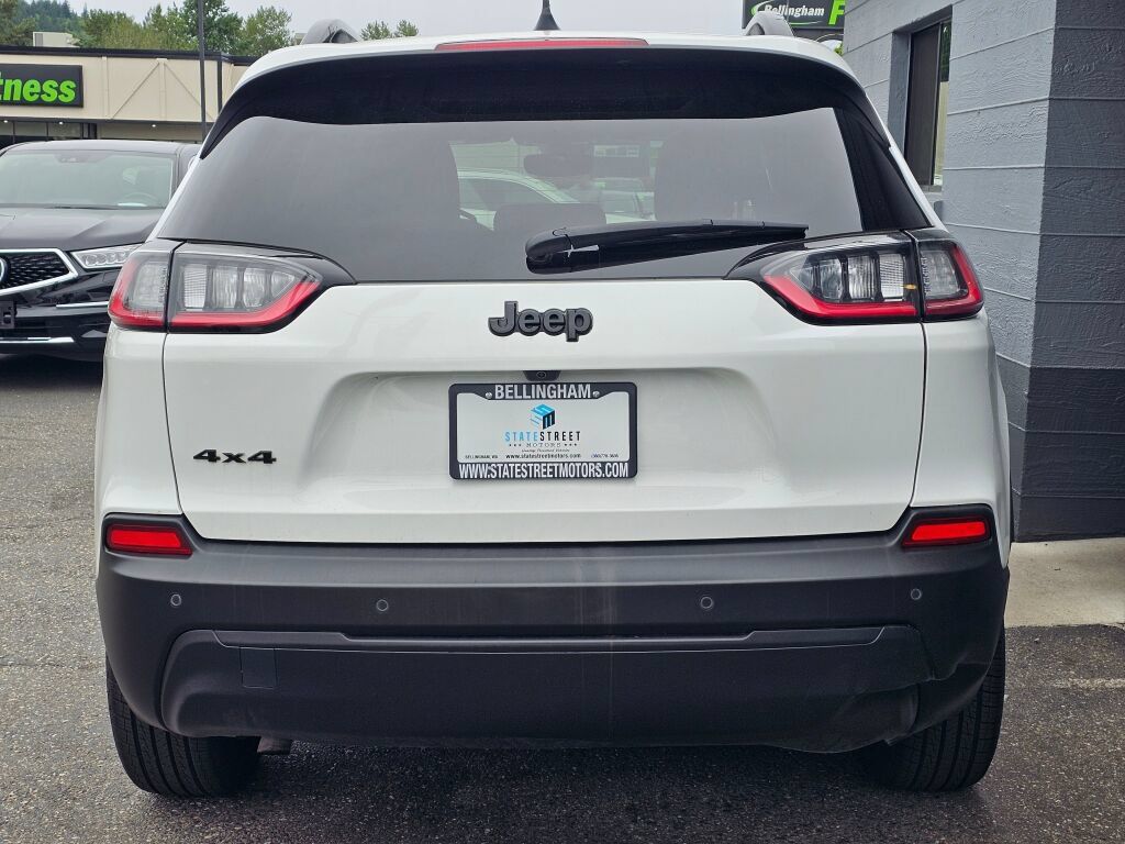 Used 2023 Jeep Cherokee Altitude Lux w/ Elite Group AWD/4WD image 4