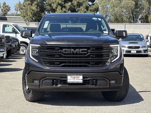 Used 2024 GMC Sierra 1500 SLT w/ Max Trailering Package AWD/4WD image 2