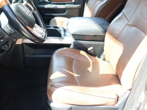 Used 2014 RAM 3500 Laramie Longhorn w/ Convenience Group AWD/4WD image 25
