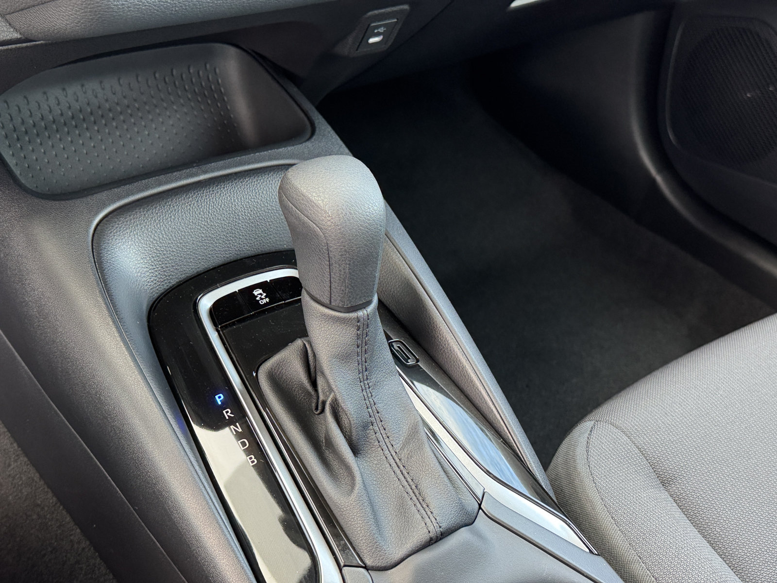 New 2027 Toyota Corolla LE FWD image 19