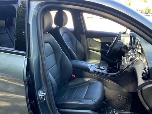 Used 2019 Mercedes-Benz GLC 300 4MATIC Coupe image 7