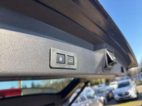 Used 2024 Subaru Ascent Limited w/ Technology Package image 54