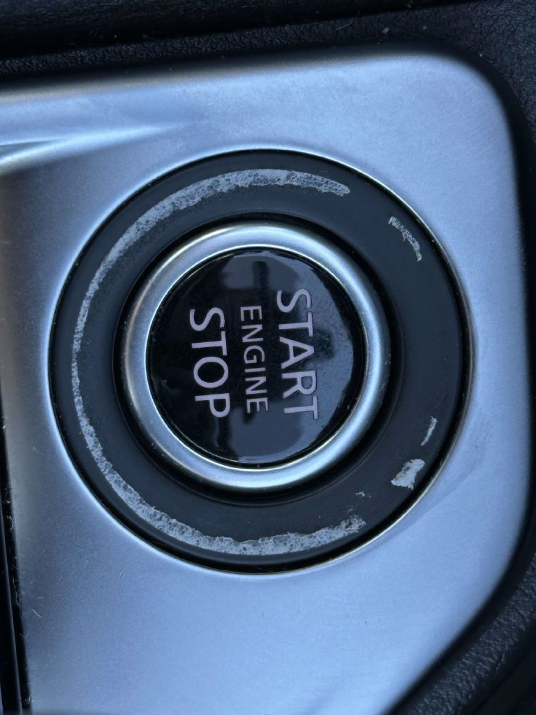 Used 2024 Nissan Sentra SV FWD image 30
