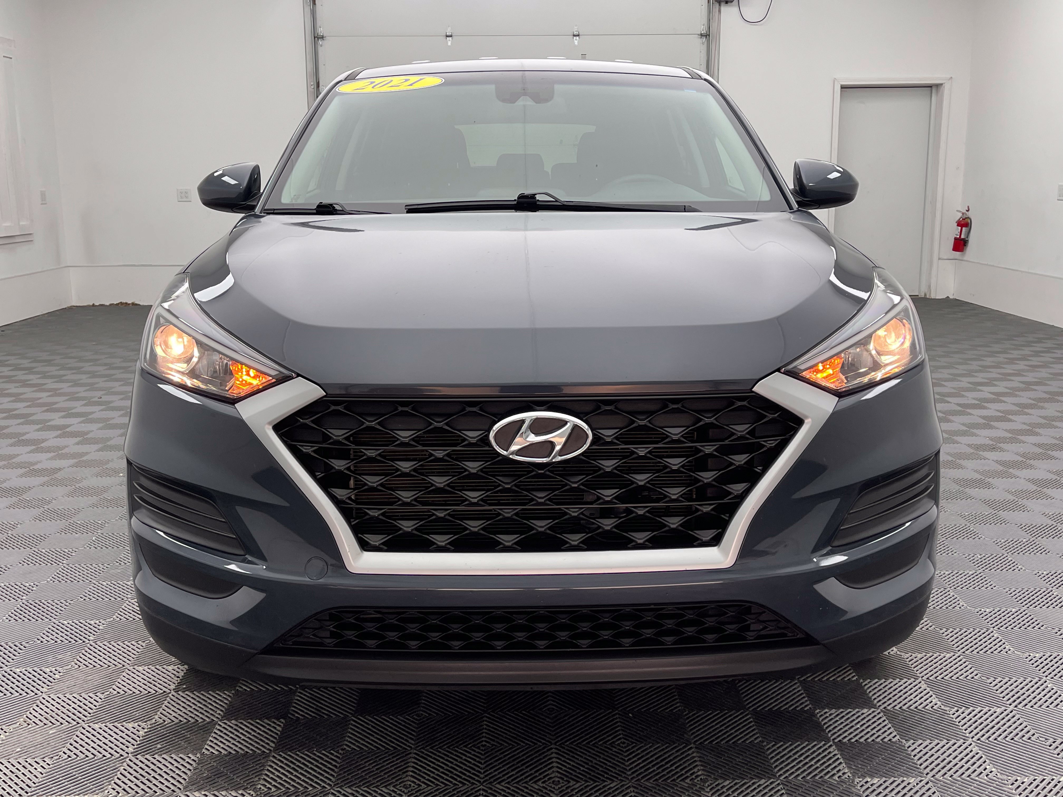 Used 2021 Hyundai Tucson SE FWD image 11