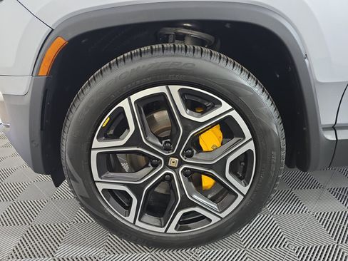Used 2024 Rivian R1S Adventure Quad AWD/4WD image 9