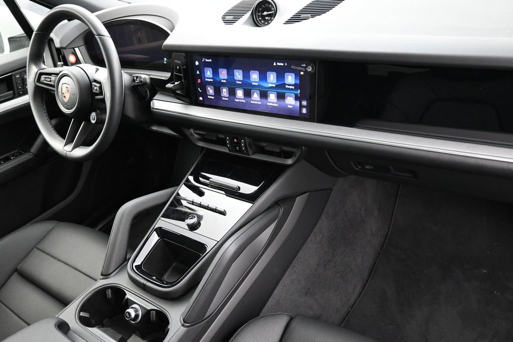 Certified 2026 Porsche Cayenne E-Hybrid AWD/4WD image 28