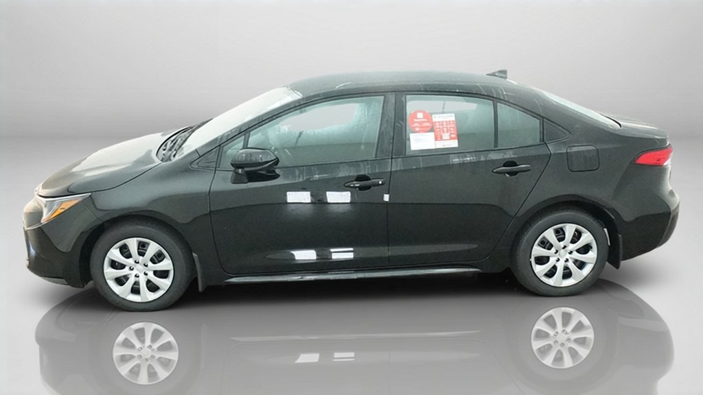 New 2027 Toyota Corolla LE FWD image 2