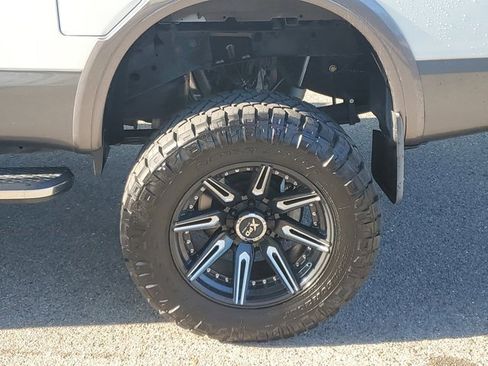 Used 2023 Nissan Titan Platinum Reserve w/ Moonroof Package image 13