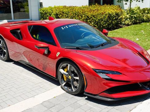 Used 2023 Ferrari SF90 Stradale image 33