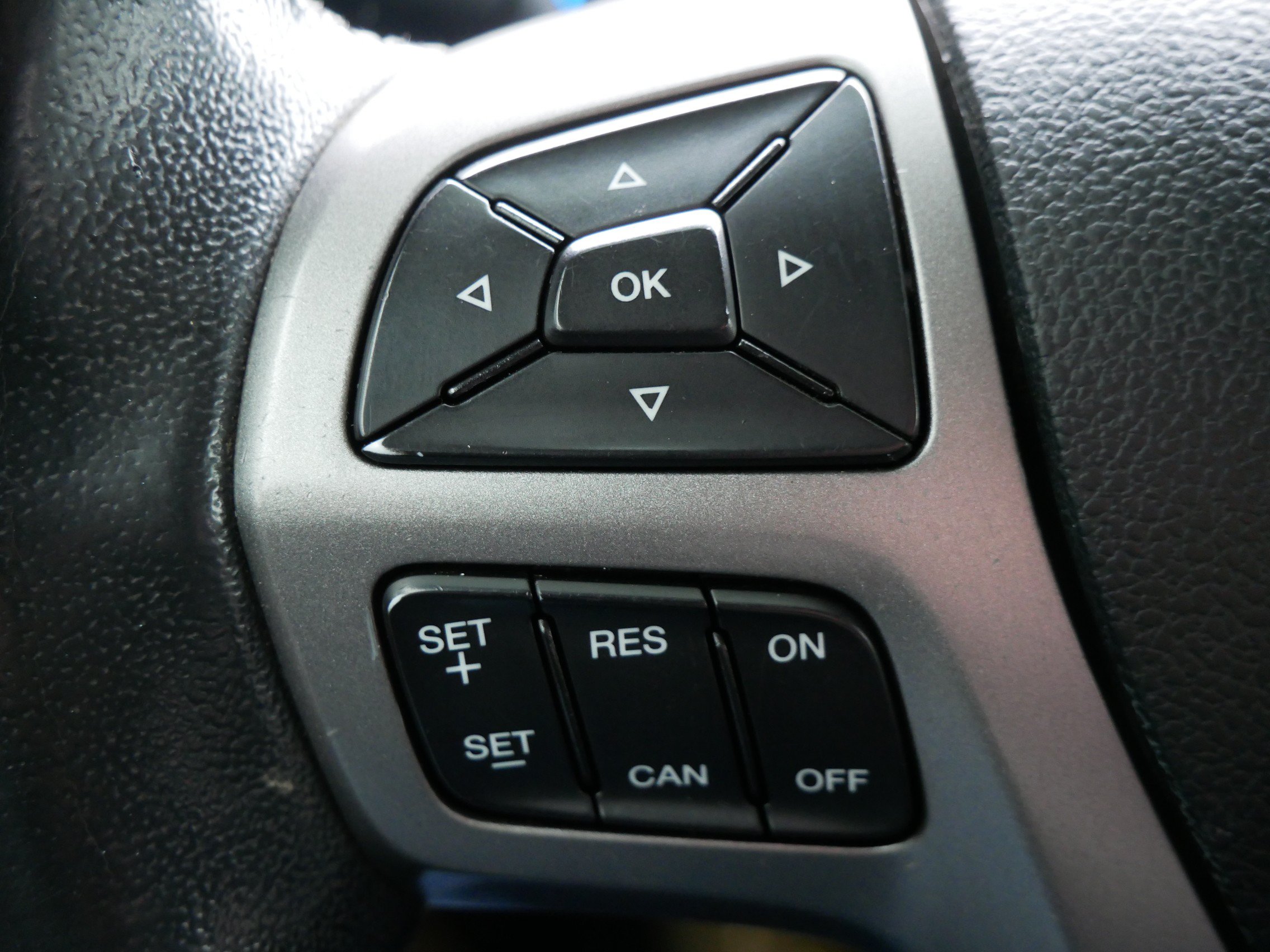 Used 2020 Ford Ranger XLT w/ Equipment Group 302A Luxury AWD/4WD image 17