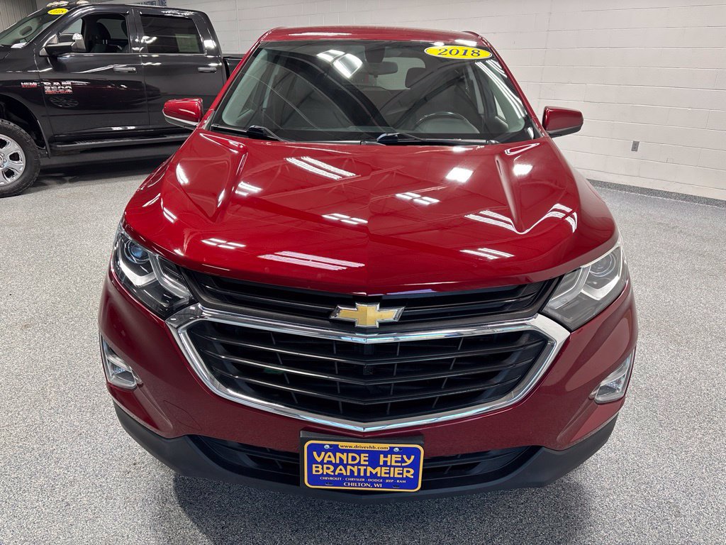Used 2018 Chevrolet Equinox LT FWD image 2
