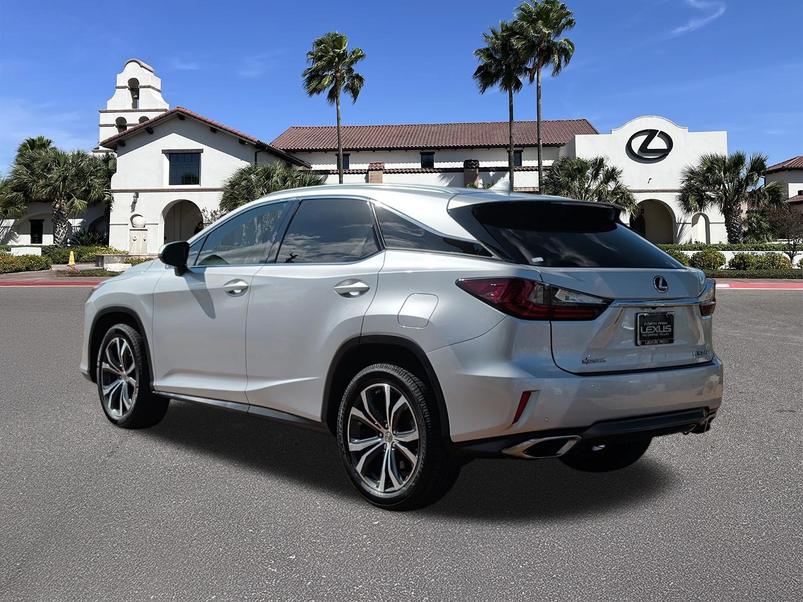 Used 2017 Lexus RX 350 FWD w/ Premium Package image 4