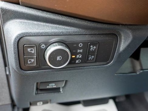 Used 2022 Ford Bronco Outer Banks AWD/4WD image 18