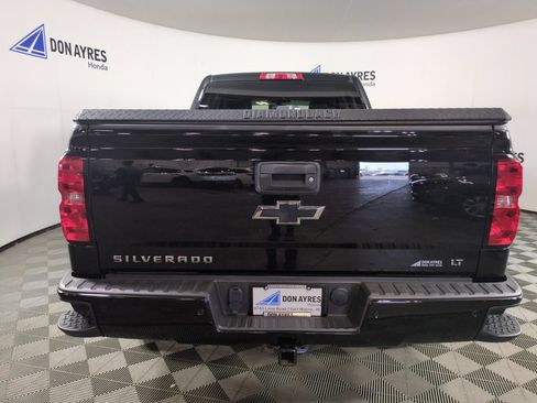 Used 2018 Chevrolet Silverado 1500 LT w/ Midnight Edition AWD/4WD image 6