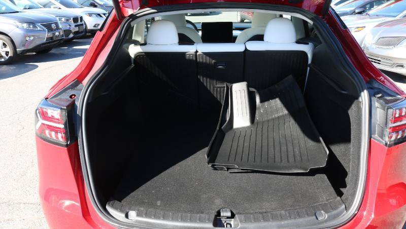Used 2023 Tesla Model Y Performance AWD/4WD image 28