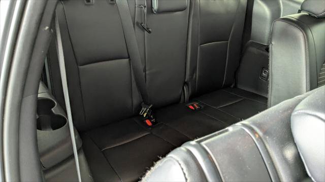 Used 2024 Toyota Highlander XSE FWD image 21