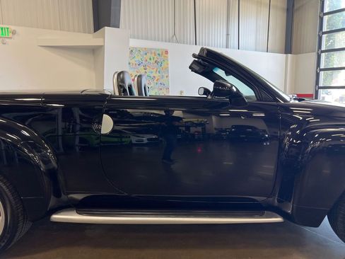 Used 2003 Chevrolet SSR w/ Preferred Equipment Group image 67