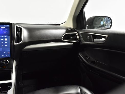 Used 2022 Ford Edge SEL image 14