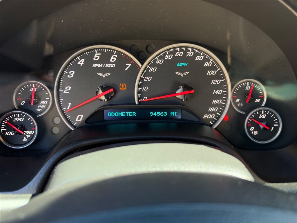 Used 2011 Chevrolet Corvette Coupe w/ Preferred Equipment Group RWD image 14