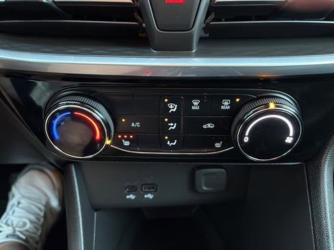 Used 2024 Buick Encore GX Sport Touring w/ Comfort Package image 22