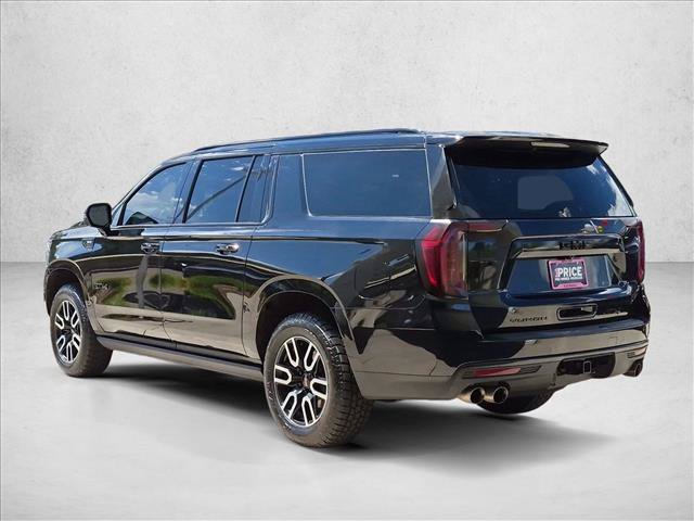 Used 2024 GMC Yukon XL AT4 w/ Technology Package AWD/4WD image 8