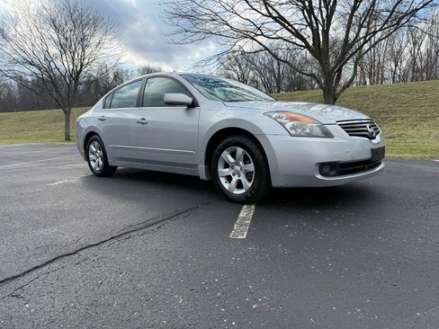 Used 2009 Nissan Altima 2.5 SL w/ SL Pkg image 1