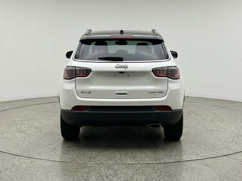 Used 2025 Jeep Compass Limited image 7