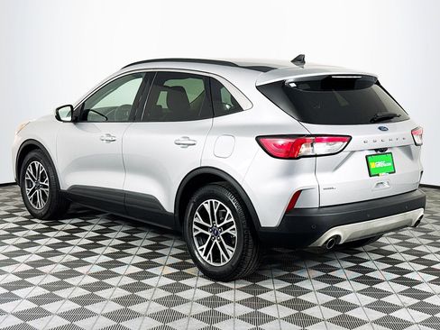 Used 2020 Ford Escape SEL image 6