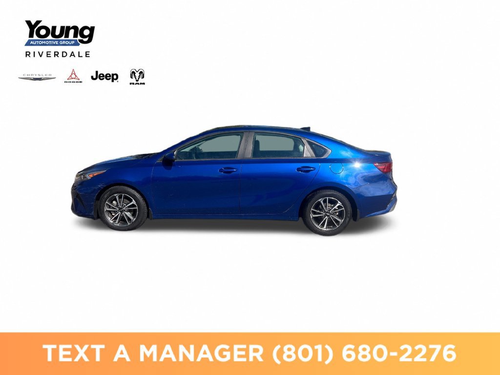 Used 2023 Kia Forte LXS FWD image 2